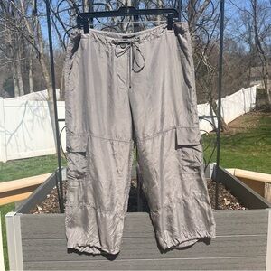 Theory Women’s 100% Silk Gray Cropped Utility Cargo Pants Size 8 Quiet Luxury